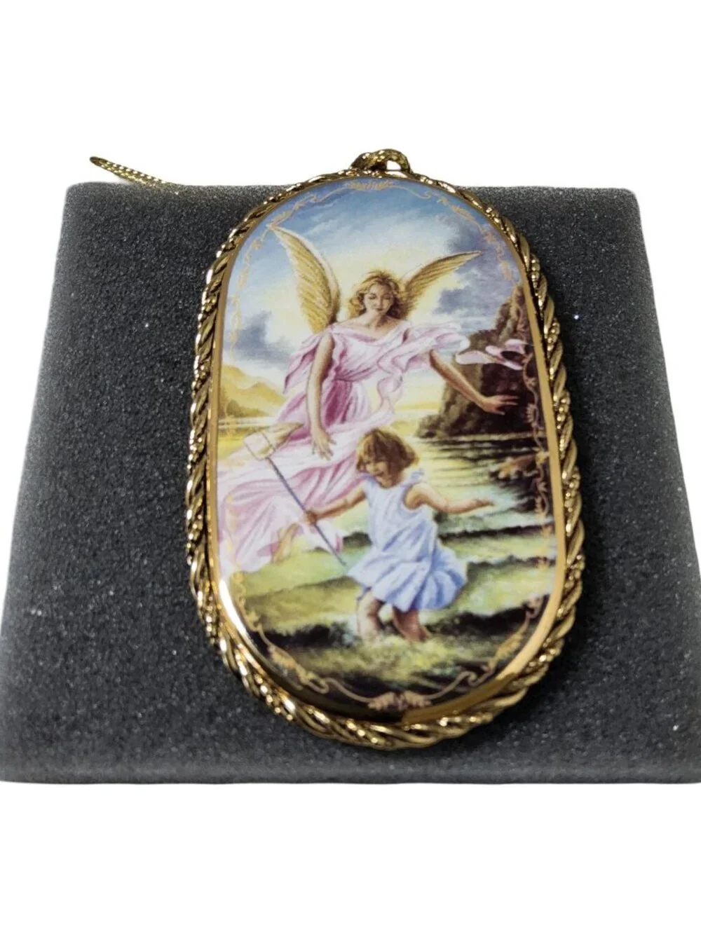 1996 Bradfords Exchange Porcelain Someone to Watch Over Me, Nurturing Innocence,